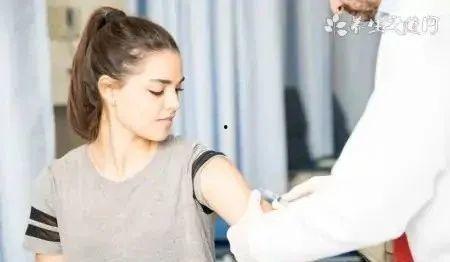 打完疫苗吃瓜,轻松享受夏日瓜果时光