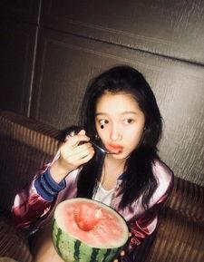 网友们的吃瓜点完整版,吃瓜事件背后的真相与反转，揭秘娱乐圈风云变幻